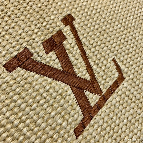 First bag ru VUITTON LOUIS Pouch Monogram Toiletry Raffia 0812